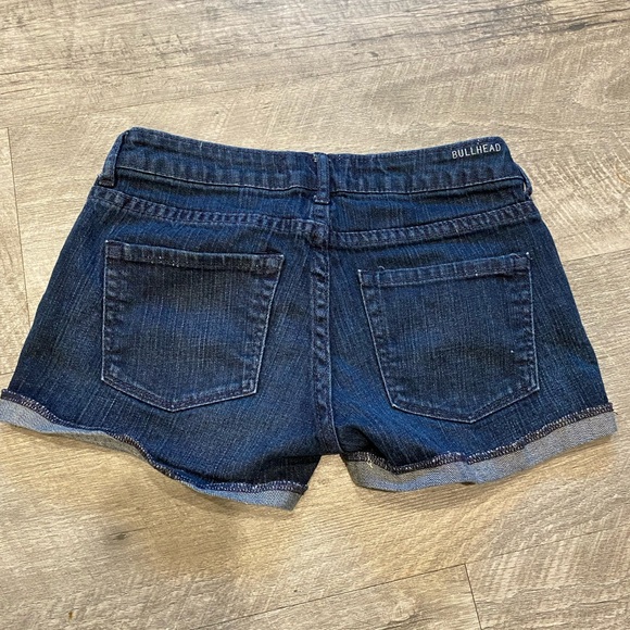 Bullhead Shorts - Picture 2 of 6